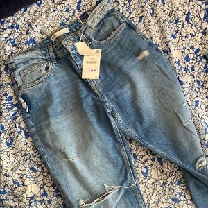 Zara distressed mom fit jean